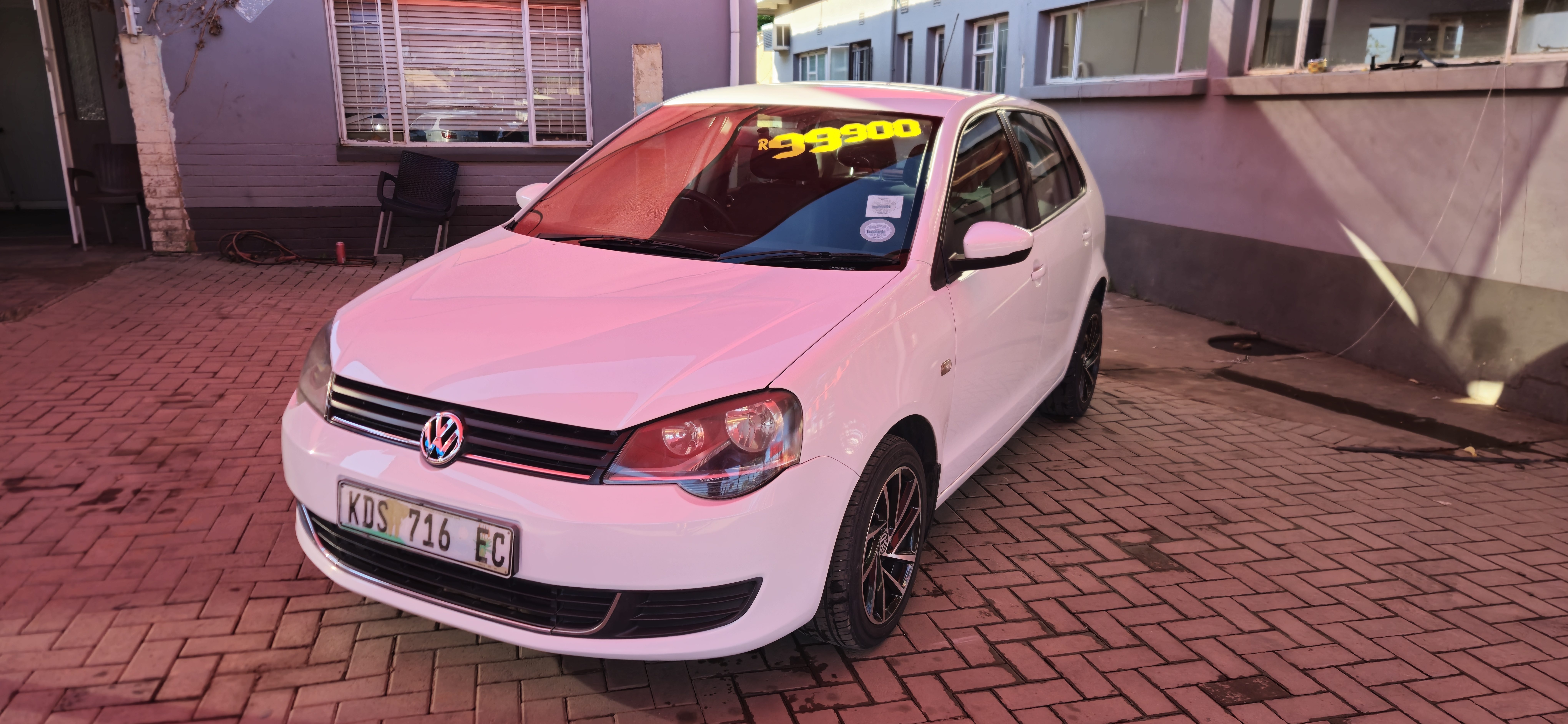 2016 Volkswagen Polo Vivo, front view